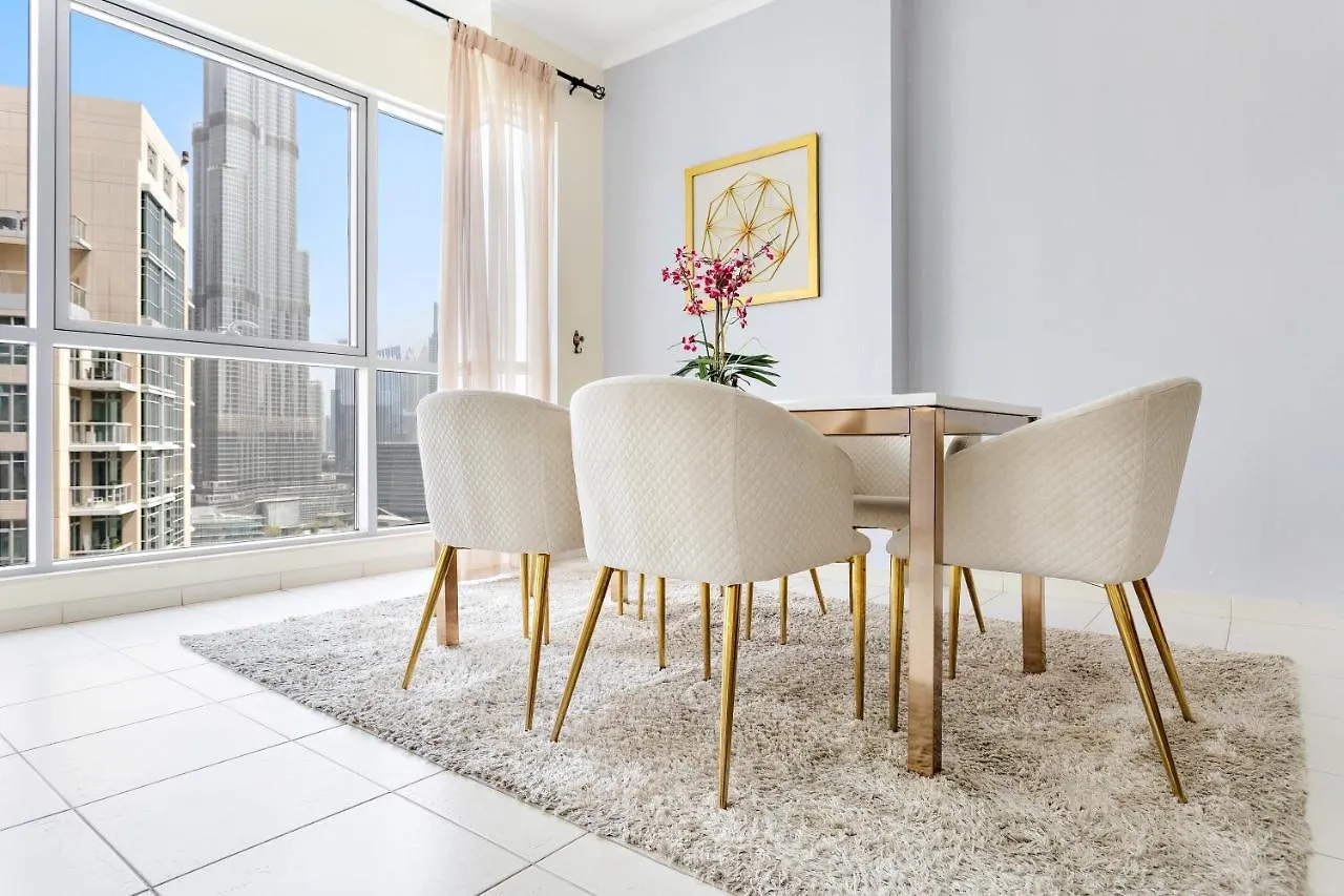 דירה דובאי The Most Amazing 2Br, Near Burj Park With A Gym & Pool