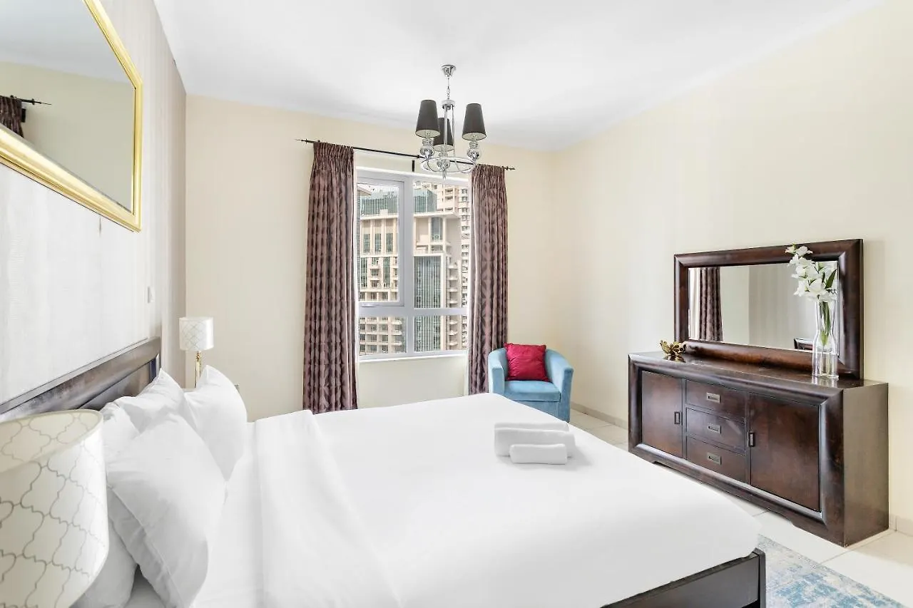 דירה דובאי The Most Amazing 2Br, Near Burj Park With A Gym & Pool